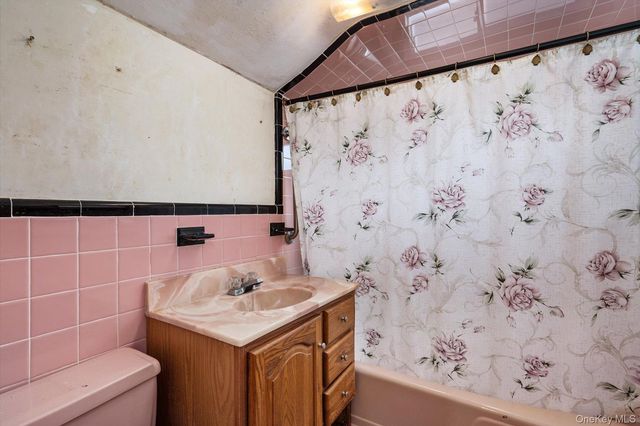140 Park Avenue, Roosevelt, NY 11575