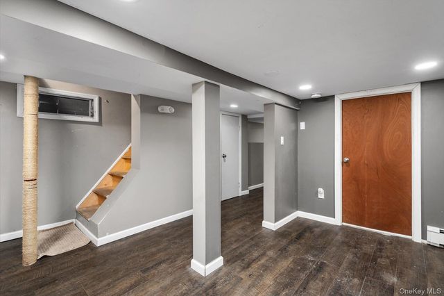 140 Park Avenue, Roosevelt, NY 11575