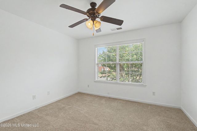 3605 S New Pointe Drive, Southaven, MS 38672