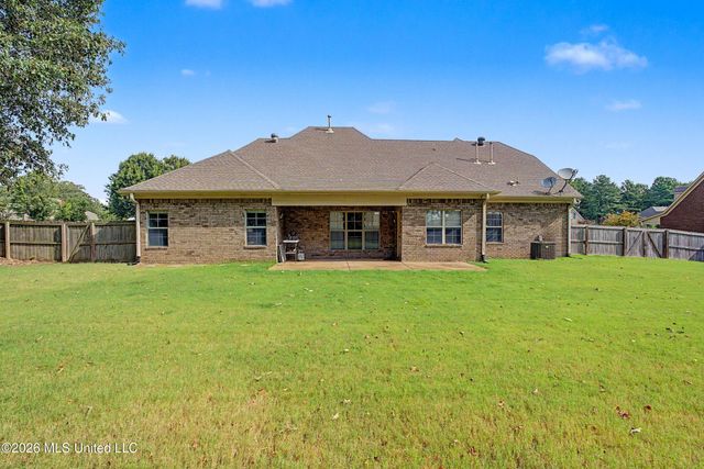 3605 S New Pointe Drive, Southaven, MS 38672