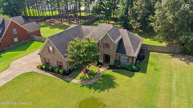 3605 S New Pointe Drive, Southaven, MS 38672