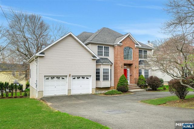 123 Livingston Avenue, Livingston, NJ 07039