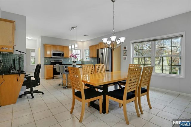 123 Livingston Avenue, Livingston, NJ 07039