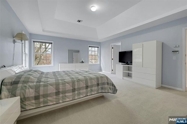 123 Livingston Avenue, Livingston, NJ 07039