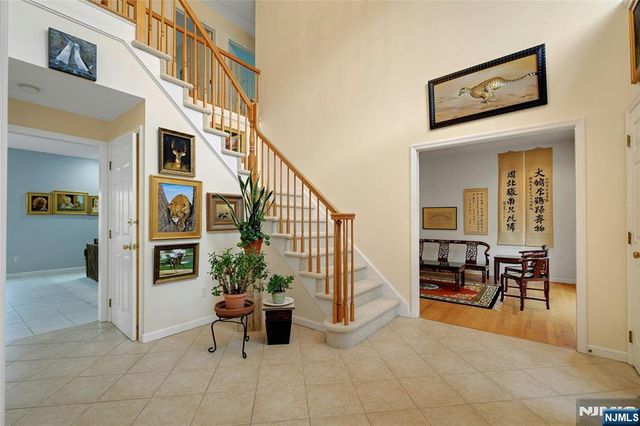 123 Livingston Avenue, Livingston, NJ 07039