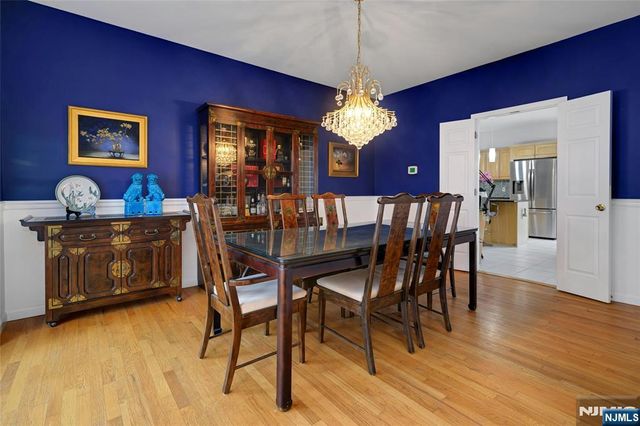 123 Livingston Avenue, Livingston, NJ 07039