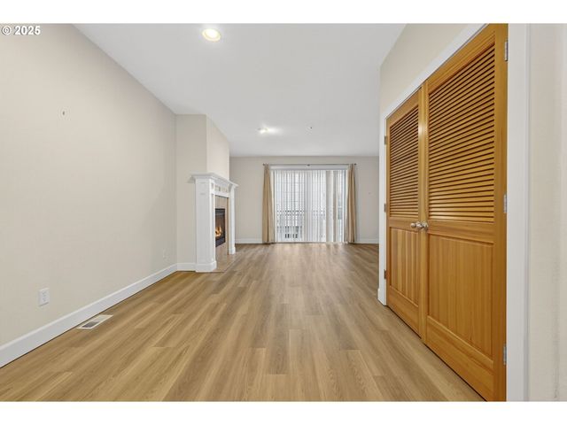 7872 Sw 31ST Ave 11, Portland, OR 97219