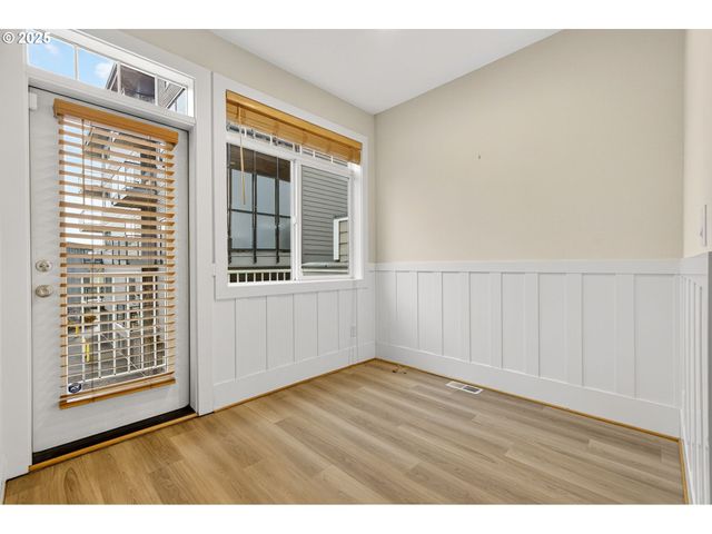 7872 Sw 31ST Ave 11, Portland, OR 97219