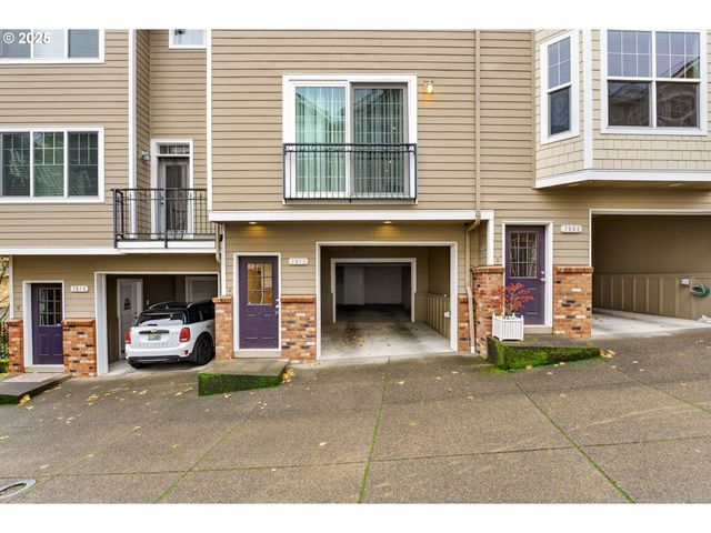 7872 Sw 31ST Ave 11, Portland, OR 97219
