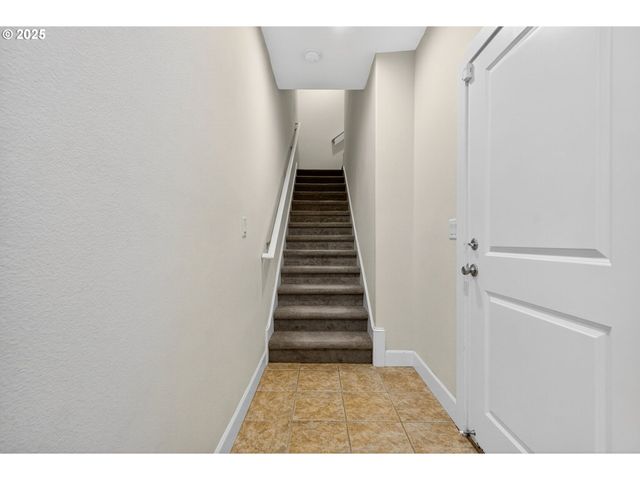 7872 Sw 31ST Ave 11, Portland, OR 97219