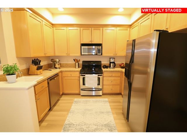 7872 Sw 31ST Ave 11, Portland, OR 97219