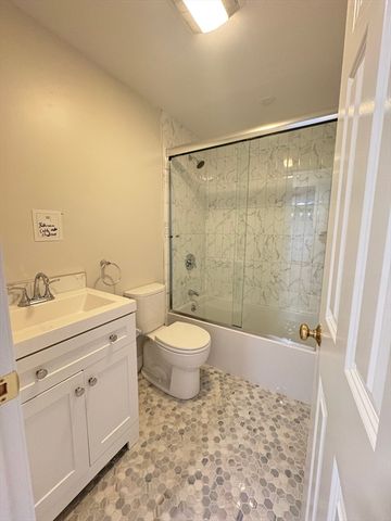 393 W Broadway 3, Boston, MA 02127