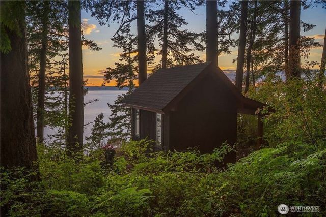 16818 Marine Drive, Stanwood, WA 98292