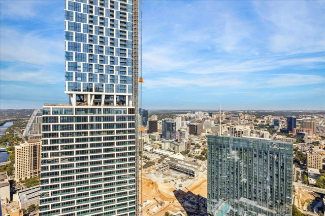 610 Davis ST 5006, Austin, TX 78701