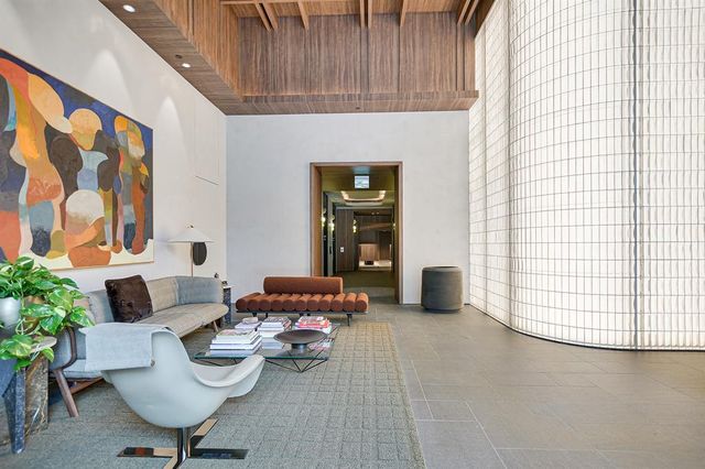 610 Davis ST 5006, Austin, TX 78701