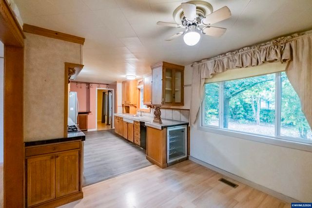 1610 NW Highland Dr, Corvallis, OR 97330