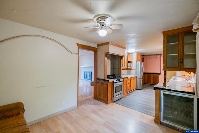 1610 NW Highland Dr, Corvallis, OR 97330