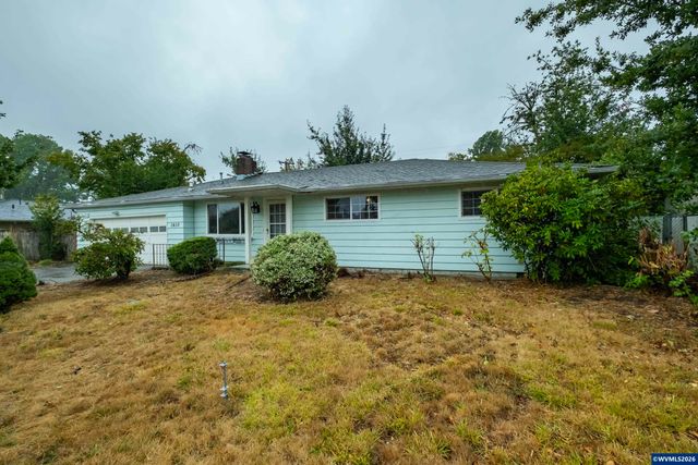 1610 NW Highland Dr, Corvallis, OR 97330