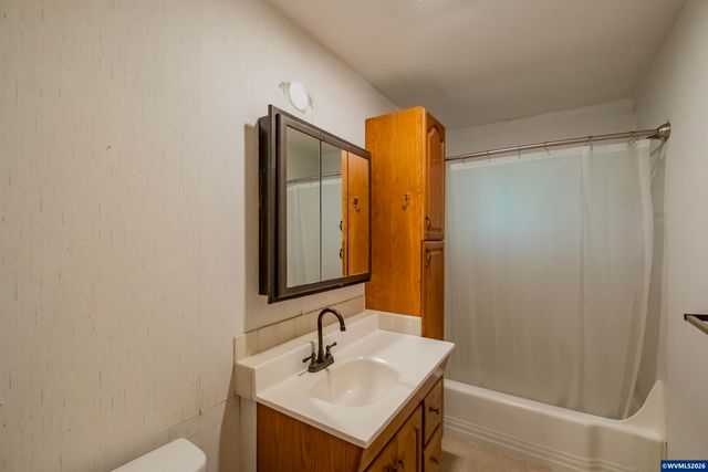 1610 NW Highland Dr, Corvallis, OR 97330