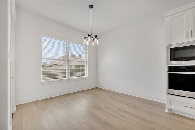 2901 Goldberg Drive, Bryan, TX 77808