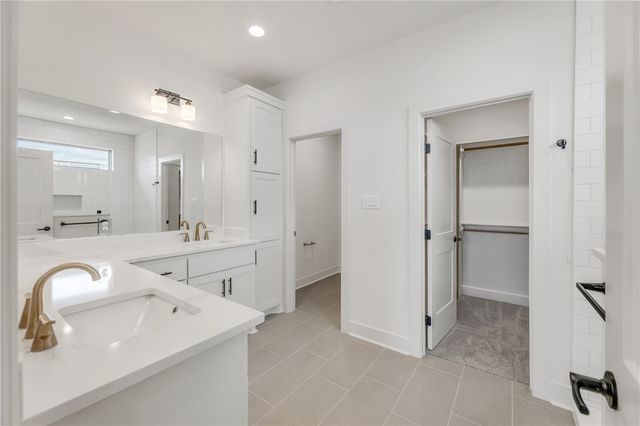 2901 Goldberg Drive, Bryan, TX 77808