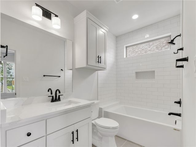 2901 Goldberg Drive, Bryan, TX 77808