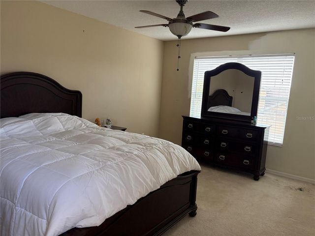 8914 IRON OAK, Tampa, FL 33647