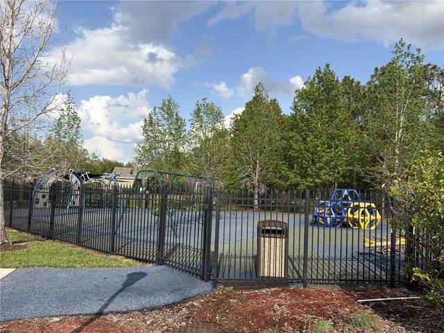 8914 IRON OAK, Tampa, FL 33647