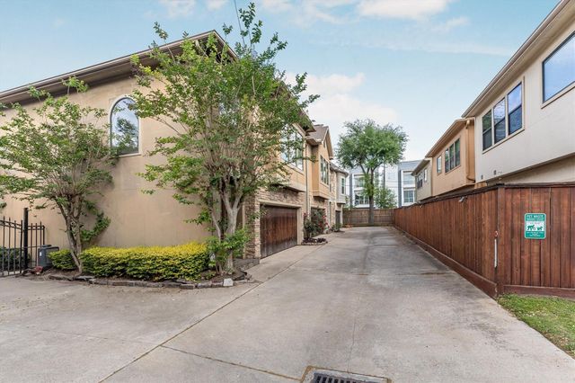 308 Grove Street, Houston, TX 77020