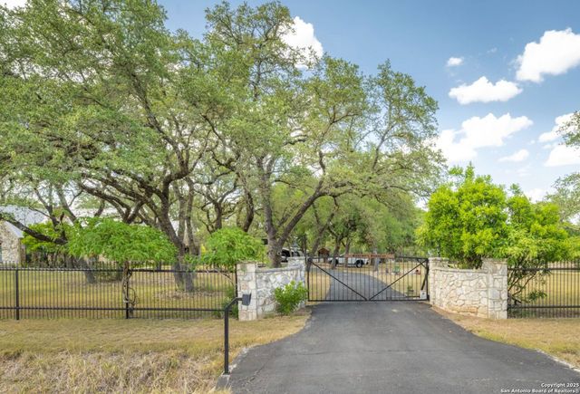 10020 Autumn Wood, Spring Branch, TX 78070