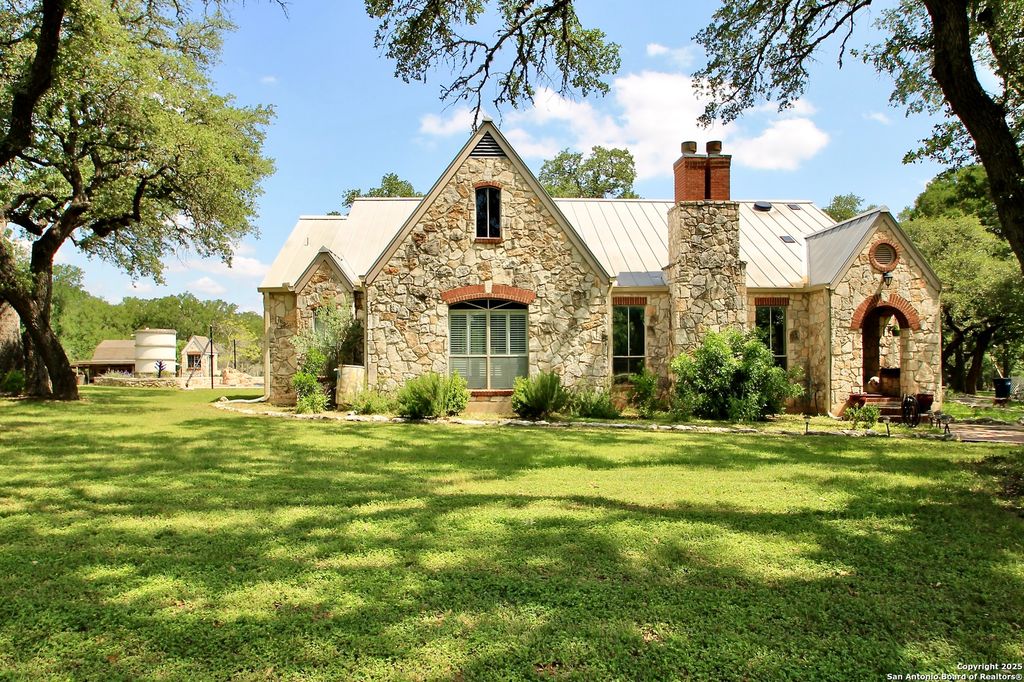 10020 Autumn Wood, Spring Branch, TX 78070