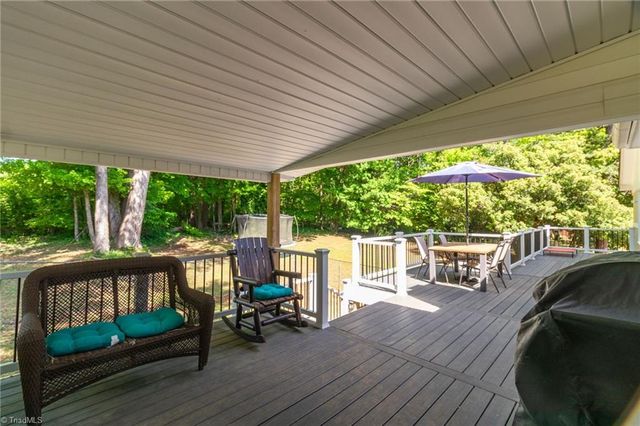2335 Crestview Way, Winston-salem, NC 27103