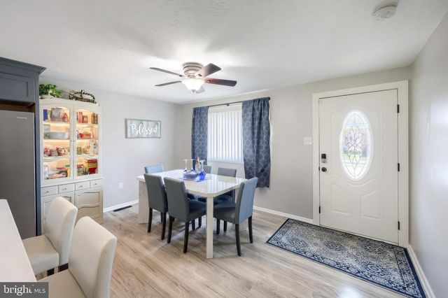 345 CANARY CIR, York, PA 17404