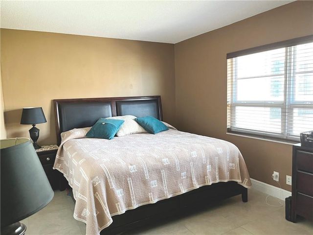 6000 N Ocean Boulevard 10a, Lauderdale By The Sea, FL 33308