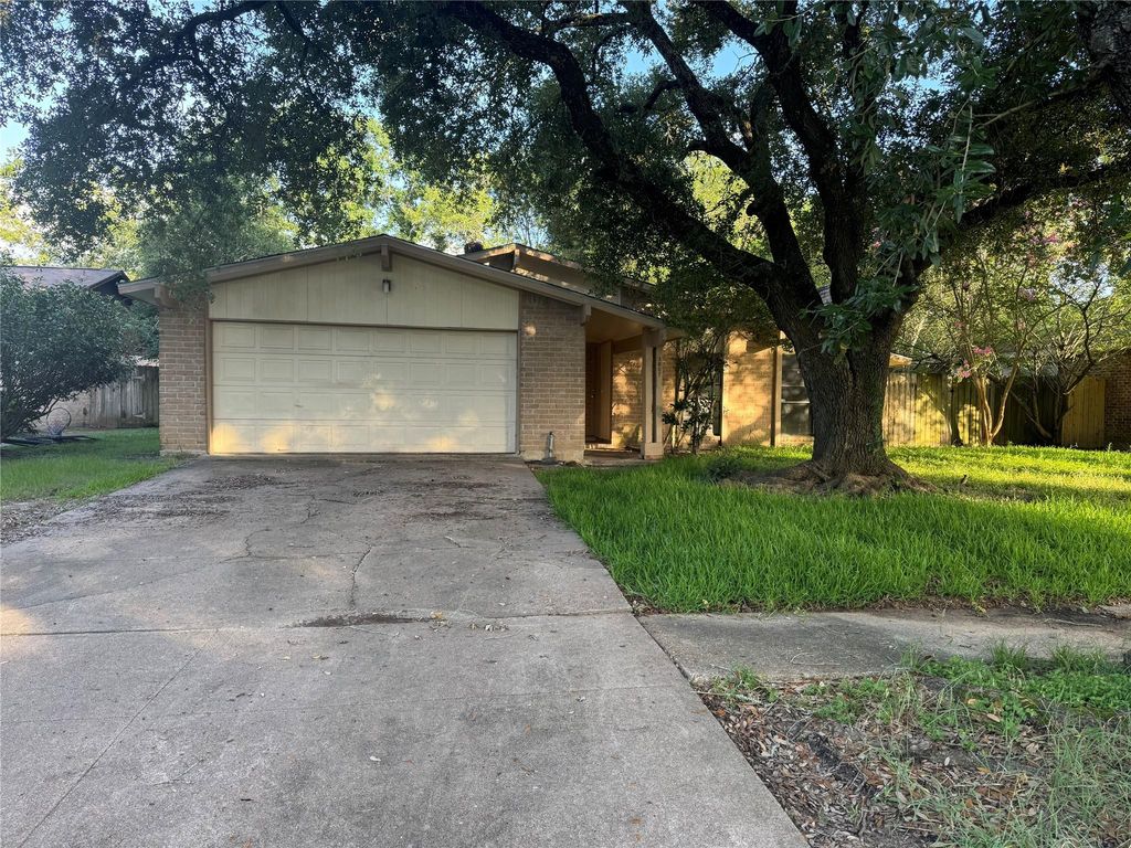 3807 Cypressdale Drive, Spring, TX 77388