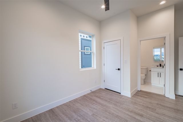1614 N Fitzhugh Avenue 306, Dallas, TX 75204