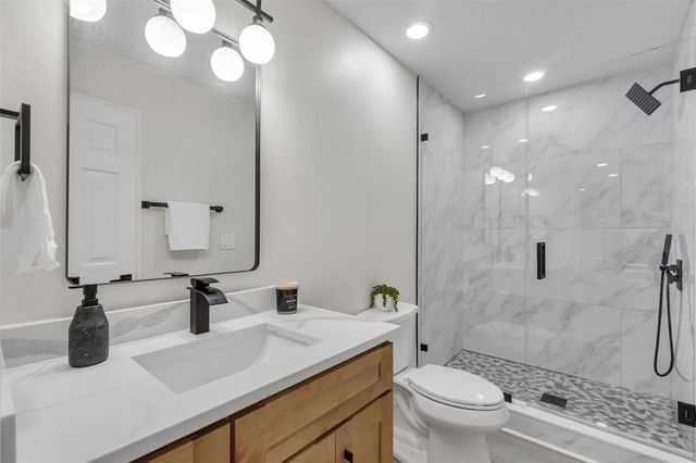 1870 KING EDWARD DRIVE, Kissimmee, FL 34744