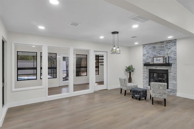 1870 KING EDWARD DRIVE, Kissimmee, FL 34744