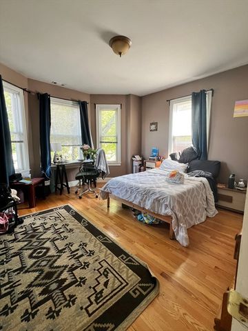 25 Aldrich 25, Somerville, MA 02145