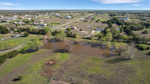 5631 Hillcrest Drive, Farmersville, TX 75442