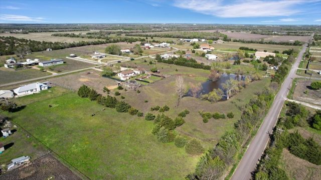5631 Hillcrest Drive, Farmersville, TX 75442