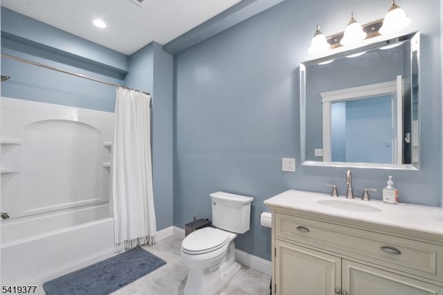 2 Himsl Ct, West Orange Twp., NJ 07052