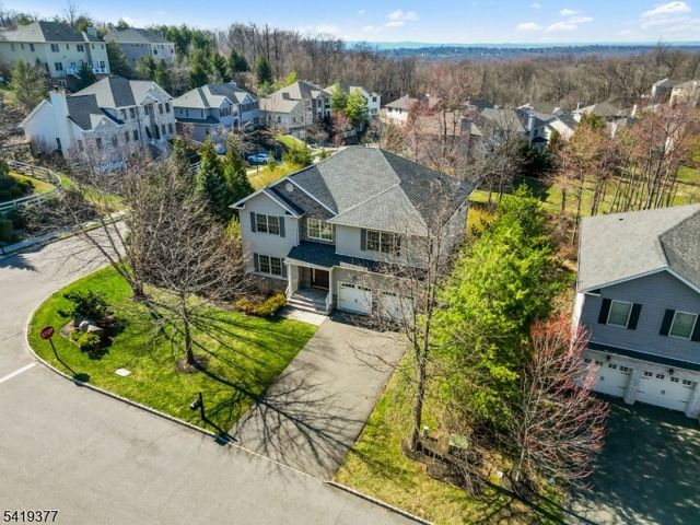 2 Himsl Ct, West Orange Twp., NJ 07052