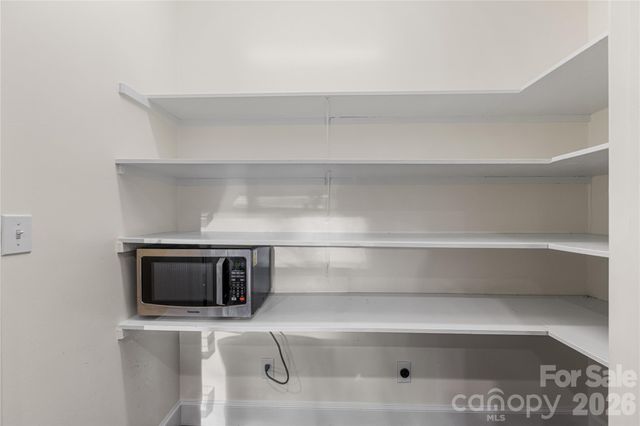 6645 Gaywind Drive, Charlotte, NC 28226