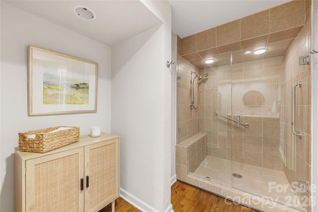 6645 Gaywind Drive, Charlotte, NC 28226