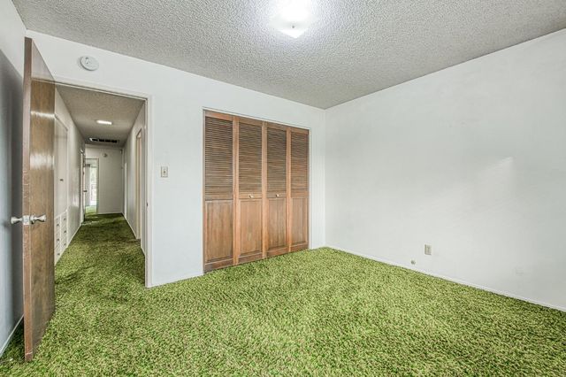 1461 Windsor Drive, Kingsburg, CA 93631