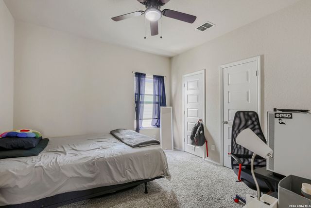 10542 Green Lake Dr, San Antonio, TX 78223