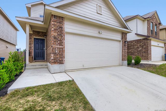 10542 Green Lake Dr, San Antonio, TX 78223