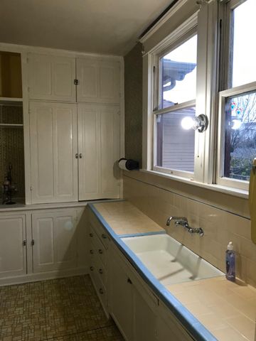 1401 N San Joaquin St, Stockton, CA 95202