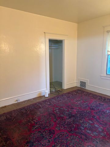 1401 N San Joaquin St, Stockton, CA 95202